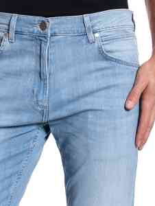 Wrangler Herren Greensboro Brightweight Jeans Hose